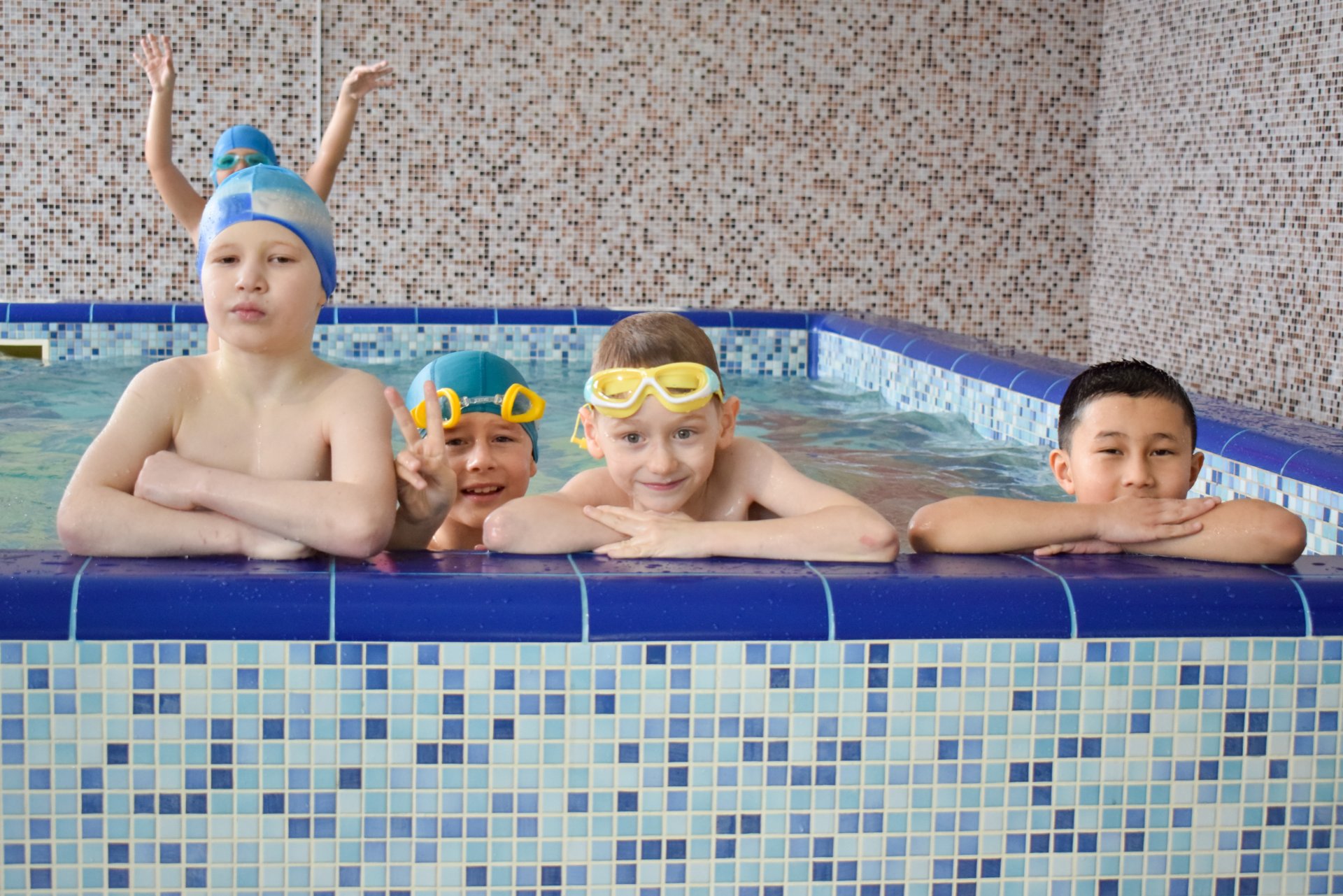 Тренировочные сборы в лесном озере